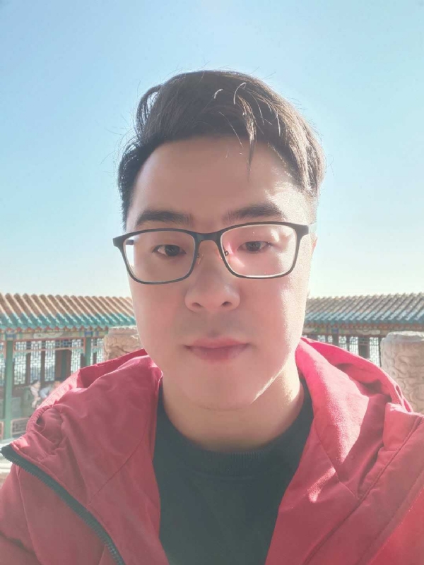 不爱吃竹子的小熊的第一张照片--安徽蓝颜知己交友网